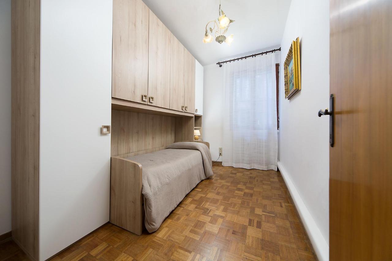 Апартаменты At 2 Minutes From San Marco Square Венеция Экстерьер фото